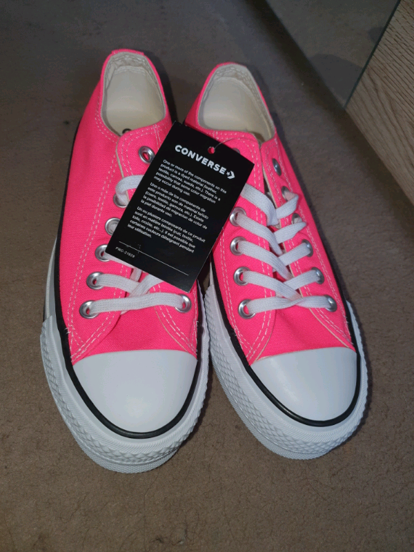 neon pink converse